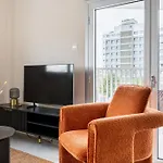 Local Host Living - Signature In Lejlighed