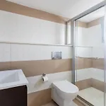 Local Host Living - Signature In Nicosia