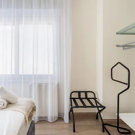 Local Host Living - Signature In