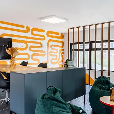 Local Host Living - Signature In Nicosia