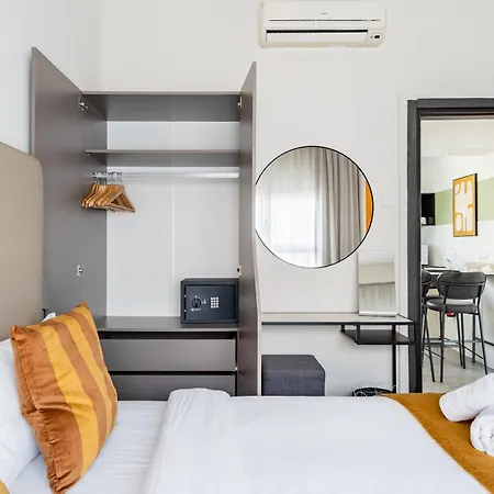 Local Host Living - Signature In Lägenhet Nicosia