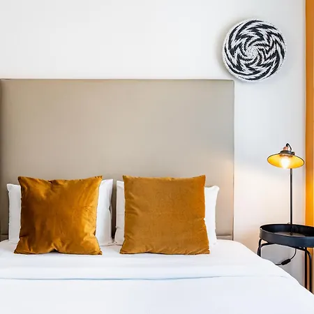 Local Host Living - Signature In Lägenhet Nicosia