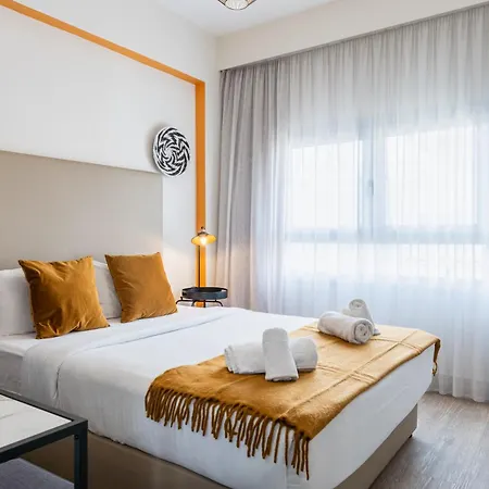 Local Host Living - Signature In 尼科西亚