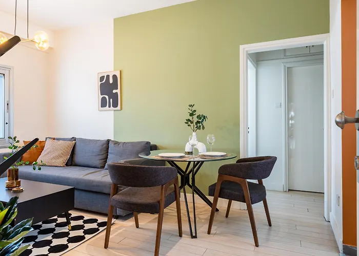 Local Host Living - Signature In شقة